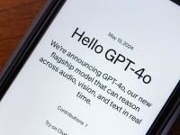 S-a întors roata. ChatGPT învață acum de la rivalul chinez DeepSeek. Reacția „părintelui AI-ului”, luat la rost de fani