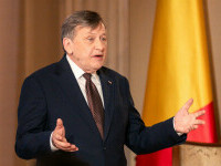 Crin Antonescu