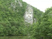 chipul lui decebal clisura dunarii