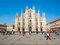 Un criminal vedetă TV s-a aruncat de pe Domul din Milano după ce a înjunghiat un bărbat