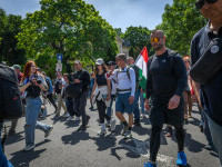 AFP: Liderul opoziției ungare, în marș spre România, în semn de protest după ce Orban a spus că îl susține pe Simion