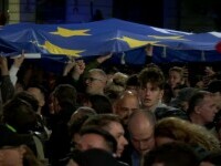 Cum au celebrat românii victoria lui Nicușor Dan în orașele din țară. „Putem să ne continuăm viitorul aici”