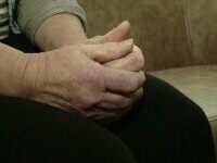 O bătrână de 75 de ani a cerut ordin de protecție împotriva fiului ei. Bătută constant, se temea pentru viața ei