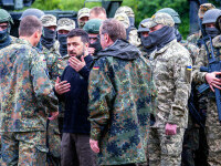 Volodimir Zelenski, soldati, armata
