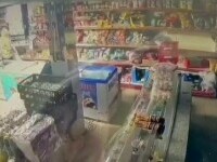 Un bărbat a văzut pe camerele de supraveghere cum îi este jefuit propriul magazin, la miezul nopții. Cine era hoțul