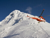 Risc mare de avalanșe în mai multe zone montane din țară. Salvamontiști: „Nu vă aventurați.” Unde vor fi pericolele