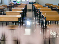 Începe comasarea școlilor care au sub 500 de elevi. Profesorii vor primi până la patru ore în plus pe săptămână