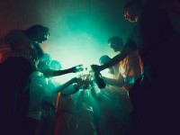 Studiu DGASMB: 70% dintre elevii bucureșteni au consumat alcool, 15% substanțe interzise. Semnal de alarmă pentru autorități