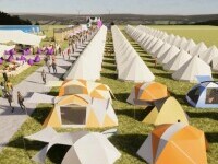 Singur, în cuplu sau cu gașca: în noul camping Beach Please, te distrezi mai tare