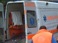Accident in Oradea: un sofer a intrat cu masina sub un autobuz!