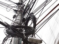 Primele cabluri de internet din Bucuresti coboara sub pamant in decembrie