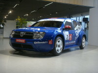 Dacia Duster, vehicul de competitie, lansat de Alain Prost! VEZI FOTO/VIDEO