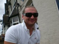 Revoltator!Ucigasii romanului de 29 de ani, executat la Londra,sunt liberi!