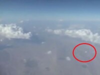 Ce a vazut un pasager cand s-a uitat pe geamul avionului. Imaginile au devenit imediat virale. VIDEO