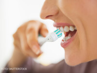 Spalatul pe dinti NU este suficient pentru a preveni cariile. De ce pot fi periculoase vizitele la dentist