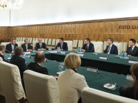 Prima zi a guvernului Ciolos. Noul ministru al Finantelor s-a trezit cu 2 majorari ale salariilor bugetare adoptate in secret