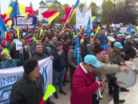 10.000 de salariați au protestat la uzina Dacia față de ”revoluția fiscală” anunțată de Guvern