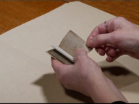 Cartea scrisă de o celebră autoare pentru păpușile ei, scoasă la vânzare cu o sumă uriașă