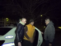 Bărbat din Vaslui, arestat după ce a violat o fată de 14 ani. A luat-o chiar de sub ochii tatălui