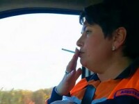 Asistentă medicală filmată în timp ce fumează în cabina ambulanței, în timpul unei intervenții