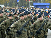 Repetitie pentru parada militara de 1 Decembrie, in zona Arcului de Triumf din Bucuresti