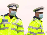 Poliția îi verifică pe parlamentarii care au venit fără mască și au mâncat la bufet
