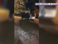 Un tânăr din Suceava s-a răzbunat pe primar, aruncându-i o remorcă de gunoi în fața casei