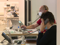 Experiența unui voluntar care lucrează în call-center la DSP. Telefonul sună de 6.000 de ori pe zi