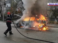 O mașină a fost mistuită de flăcări în trafic, la Slatina. Ce s-a întâmplat