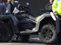 Un bărbat a murit, după ce a intrat cu ATV-ul în poarta unei case, chiar sub ochii soției