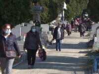 Pandemia a schimbat tradiția de Ziua Morților. Ce s-a întâmplat în cimitirele din țară