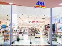 (P) dm drogerie markt: dezvoltare cu responsabilitate și atenție la nevoile clienților