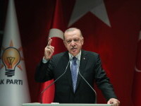 Erdogan spune că nu va permite ca ţări care ''sprijină terorismul'' să adere la NATO