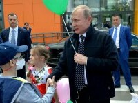 Vladimir Putin îi va pedepsi pe rușii care nu vor copii. Ce prevede noua lege împotriva ”decadenților”