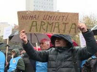 protest rezerviști armată