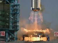 Șase astronauți au gătit aripioare de pui şi fripturi într-o stație spațială. Imaginile au devenit virale | VIDEO