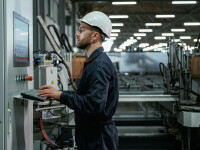 O companie uriașă pleacă din China și își mută producția în România