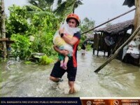 Peste un milion de oameni evacuați în Filipine din calea super-taifunului Fung-wong. Două persoane au murit deja