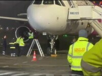 O flacără a apărut sub un avion Wizz tocmai aterizat de la Barcelona pe Aeroportul Băneasa. Pasageri evacuați de urgență