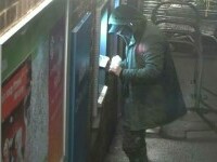 Șase români au descoperit o nouă metodă de a fura bani din bancomate, în Marea Britanie. Ce au găsit polițiștii la ei acasă