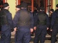 Traficanti de droguri prinsi de politistii de la Crima Organizata Brasov