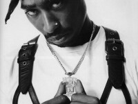 Un film biografic despre viata lui Tupac va fi realizat de John Singleton. 