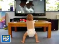 All the single... babies!?! Uite-l cum danseaza pe muzica lui Beyonce!