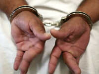 18 traficanti de etnobotanice au fost arestati pentru trafic de droguri dupa 8 ore de audieri