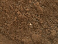 obiect stralucitor pe Marte