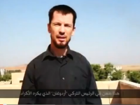 Oficialii americani: Inregistrarea video cu ostaticul John Cantlie la Kobane arata 