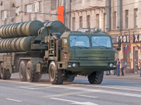 India cumpără de la Rusia armament în valoare de miliarde de dolari