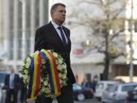 Klaus Iohannis a depus o coroană de flori în memoria victimelor de la Colectiv