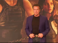 Arnold Schwarzenegger revine în 