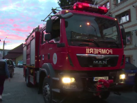 Panică într-un bloc din Târgoviște. Un proprietar și-a dat foc garsonierei pentru a treia oară